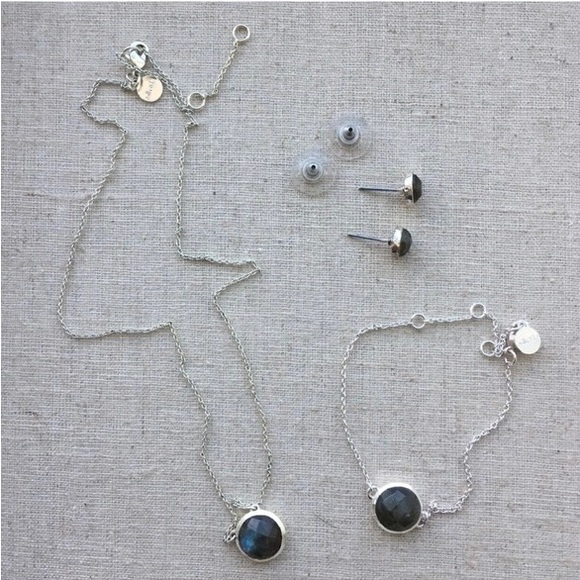 Stella & Dot Labradorite ‘Delphie’ studs - Picture 6 of 6